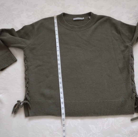 Vince 100% cashmere lace up sweater - Picture 6 of 12